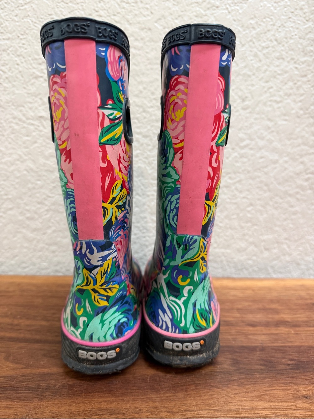 Bogs kids size 11 rubber rain boots, flowers - Picture 3 of 7